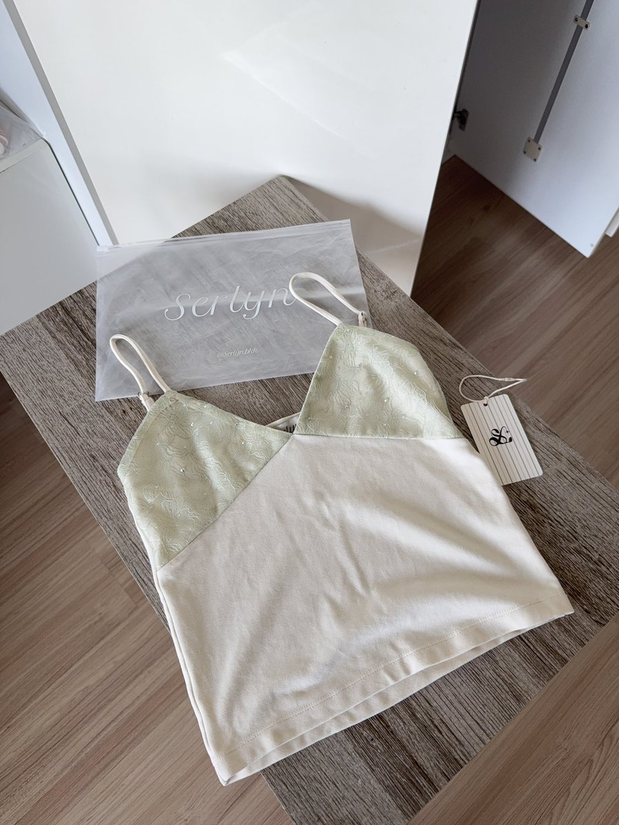 usedbysp's tweet photo. (Used) Serlyn
ส่งต่อ 340 รวมส่ง
#ส่งต่อเสื้อผ้า #ส่งต่อเสื้อผ้ามือสอง #cintageshop #stylistshop #everymayshop #bemingbkk #geschwisters #duex #ส่งต่อduex #feelfree #sister #ส่งต่อfeelfree https://t.co/VFuv3v8VV0