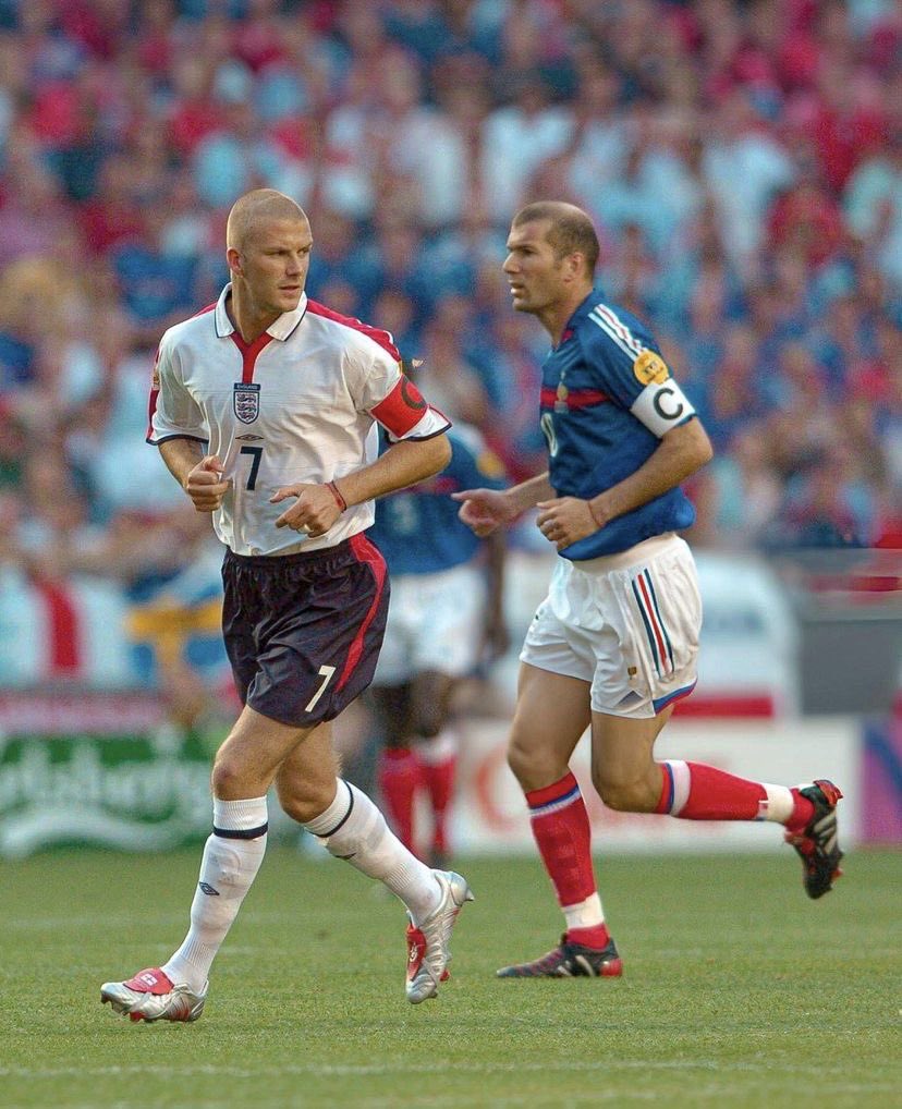 FootyTimeless's tweet photo. 🔙 Beckham vs Zidane (2004) 🏴󠁧󠁢󠁥󠁮󠁧󠁿🇫🇷 https://t.co/6ykucPGVa4