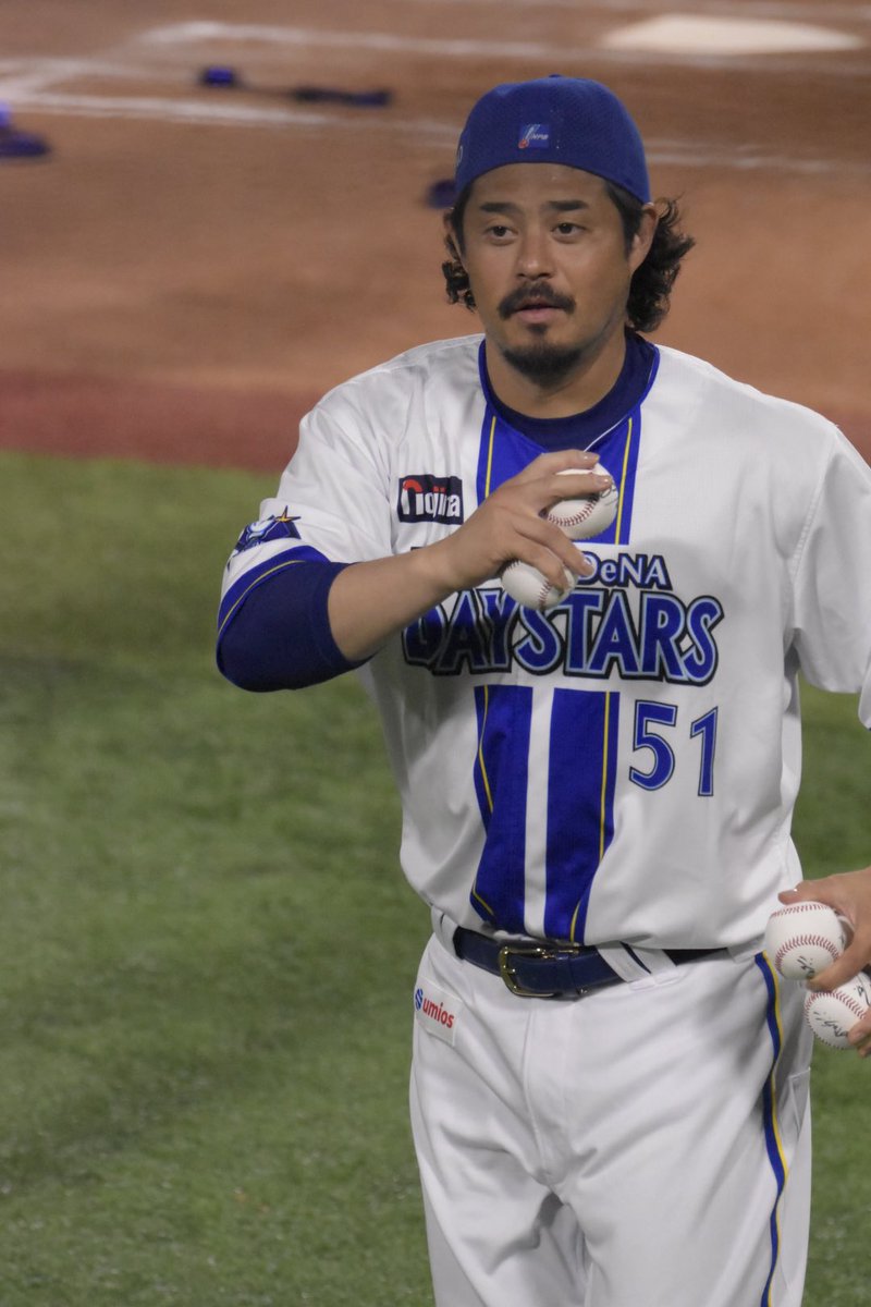 dz_ds_dn's tweet photo. 7/17 ハマスタ

1番に3塁側来てくれてた🥹

#baystars 
#宮﨑敏郎 https://t.co/VK7gK93cS9