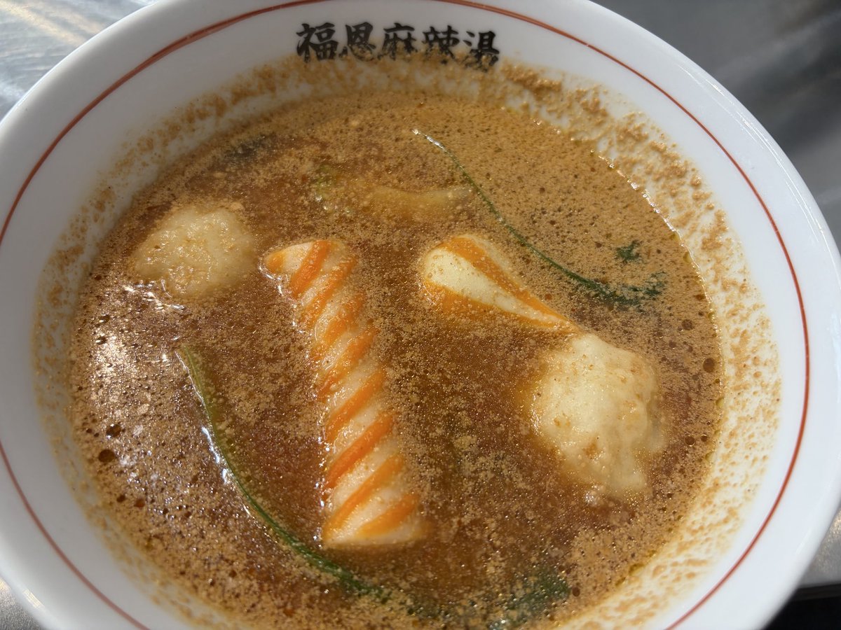 tam_every_day's tweet photo. 初マーラータン食べてきました！
結構、具を入れたけど…野菜がも少しほしいかななど次回のための反省もしつつ、美味しくいただきました😋
0.5辛のトマトマーラータンにしたけど、私には辛かった😅 https://t.co/0nroWhPTyA