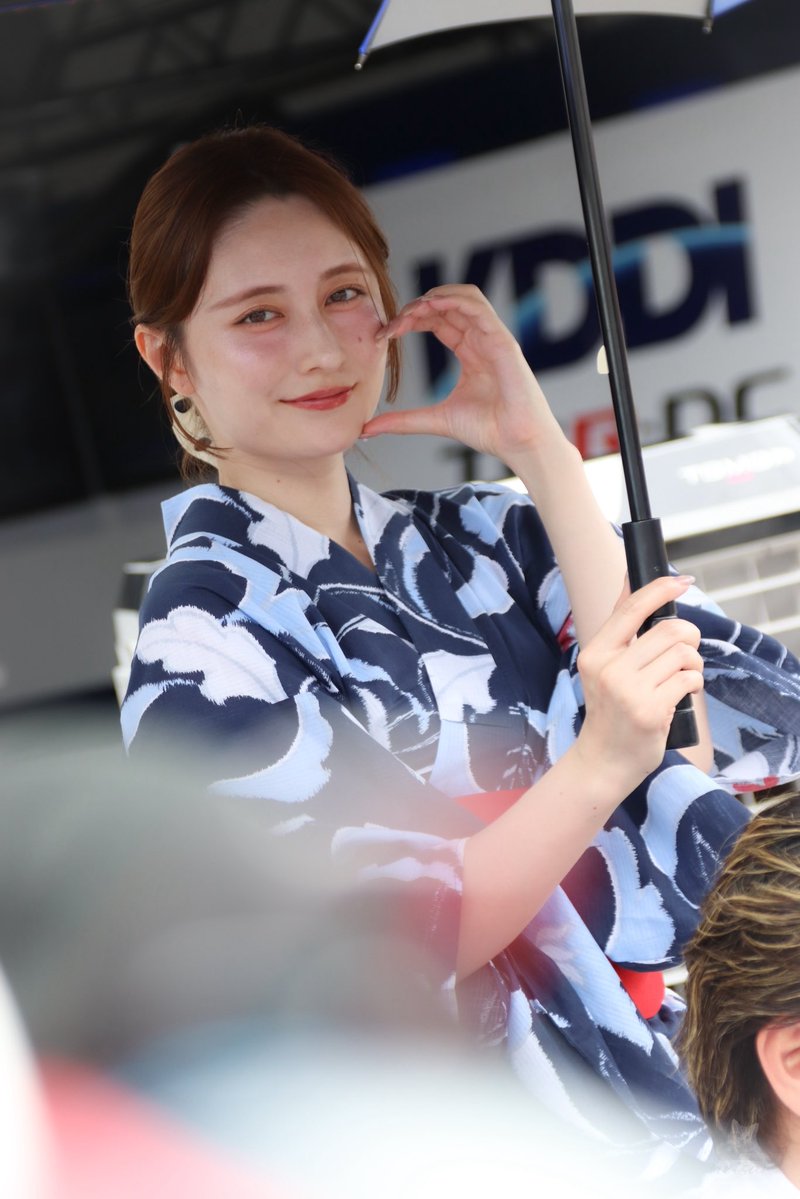 __heiheyhey's tweet photo. 2026.7.18
#SUPERFORMULA 富士

KDDIレースアンバサダー
#鈴木南美 さん(＠suzunamiii )

顔ハート🫶

#SFormula 
#KDDI
#TGMGP
#TGR_DC https://t.co/dRV9gYH1sf