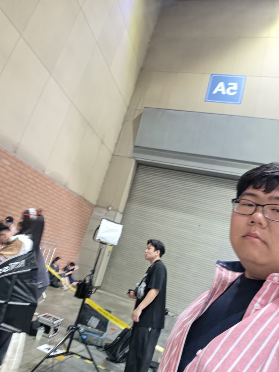 치후(사진찍는 오타쿠) tweet media
