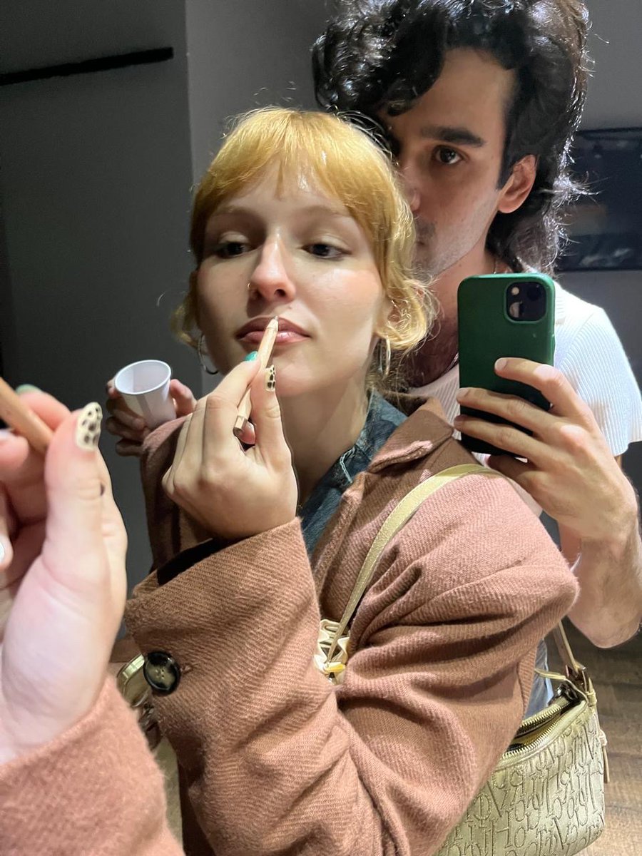 loira da psicanálise tweet media