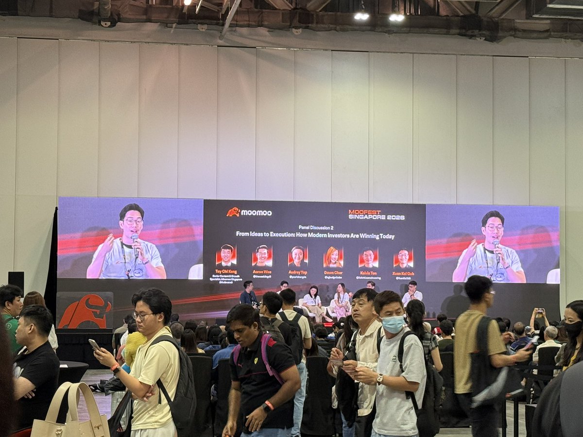 minlinkar's tweet photo. At #moofest https://t.co/AxvWA3ZHeV