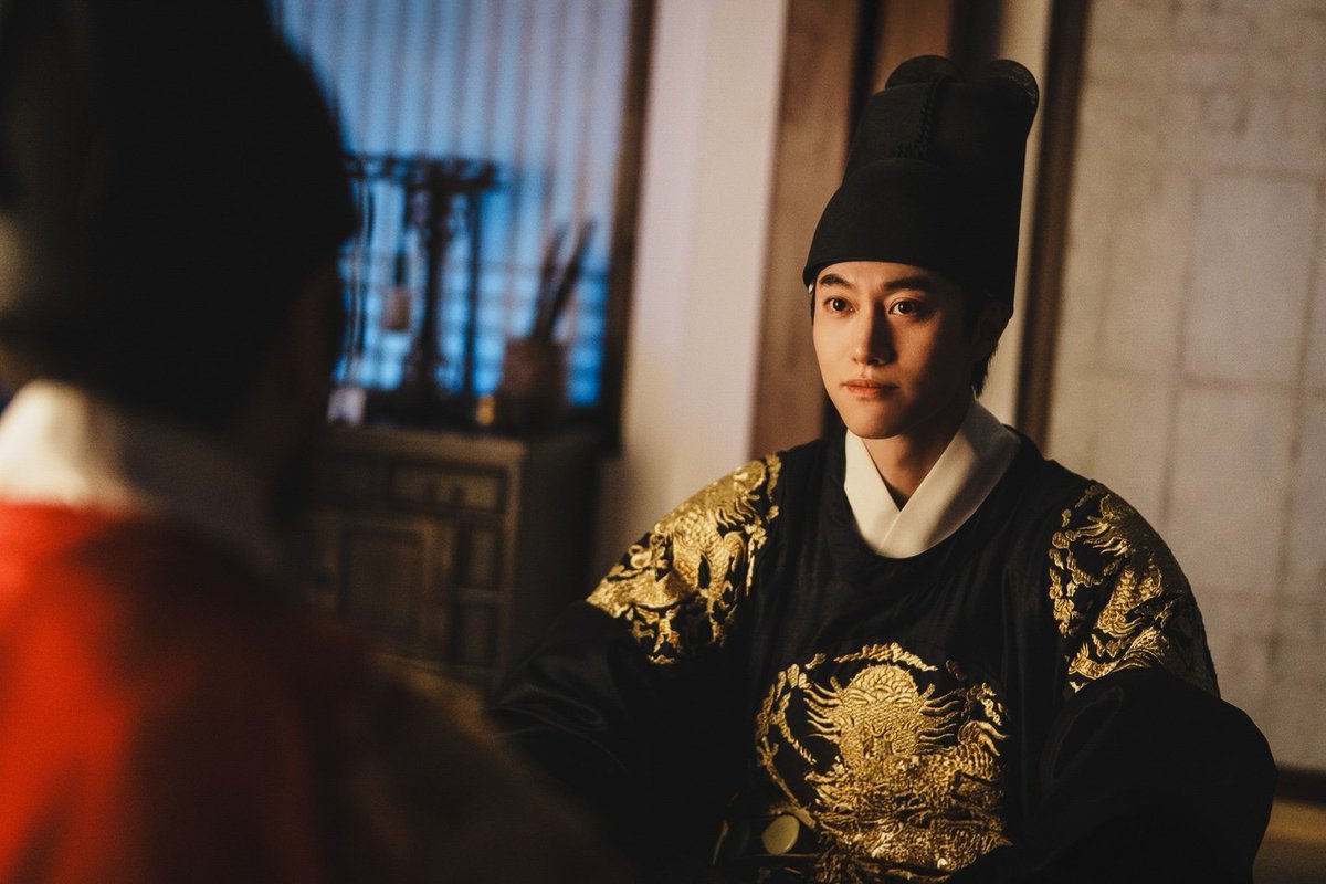 ssoap_d's tweet photo. 대비 장영남 
왕 조승우
세자 곽동연

나는 이 미친조합을 또 보고싶긴해 https://t.co/i3xD2elWOb