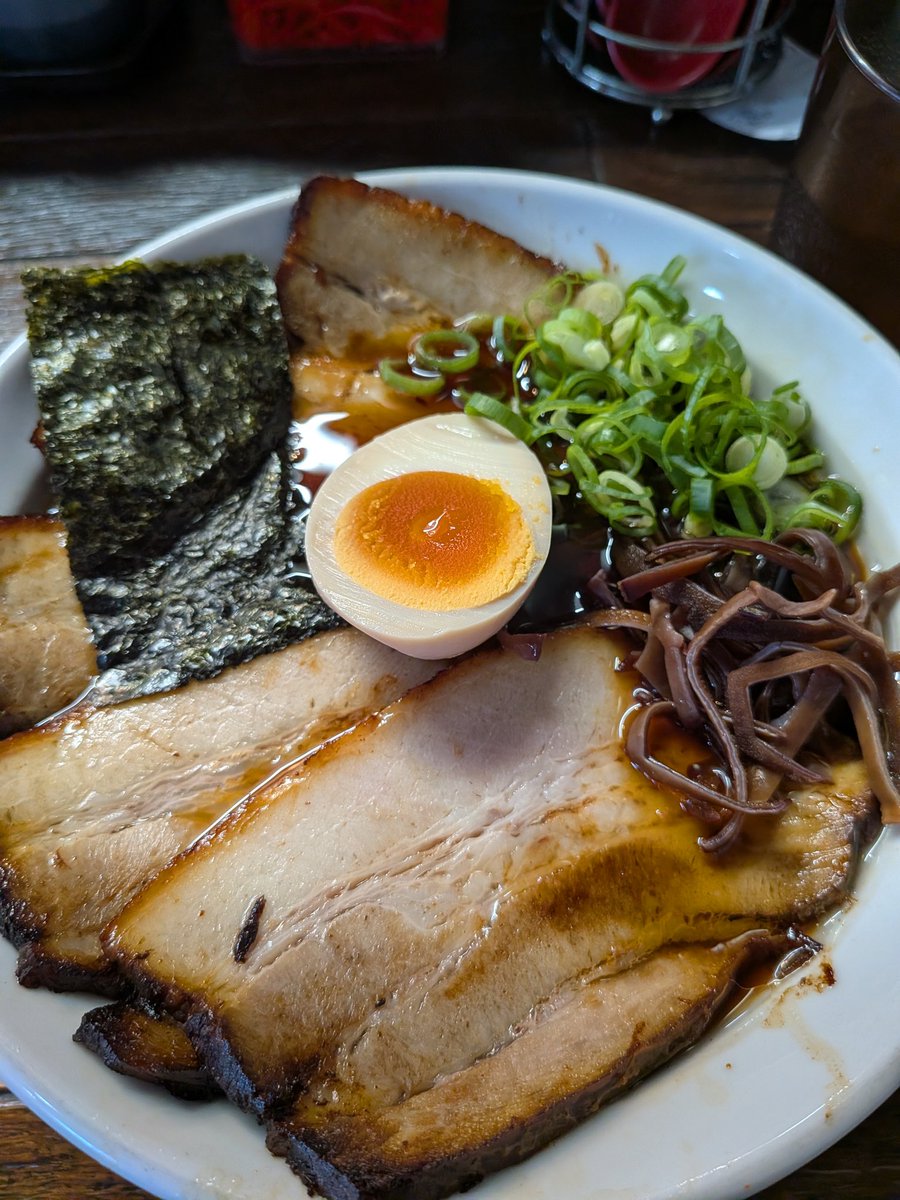 FIREBIRDordusto's tweet photo. チャーシュー美味すぎ https://t.co/X51pg5vlnq