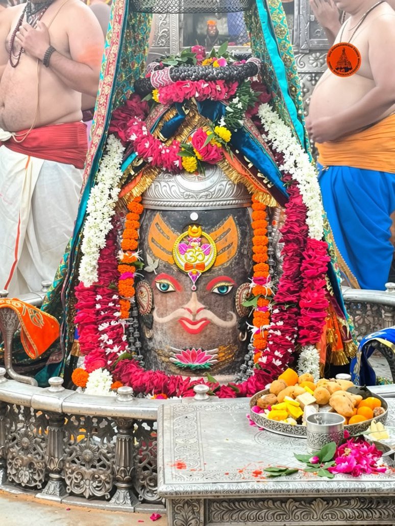 Chetansharmabjp's tweet photo. श्री महाकालेश्वर भस्म आरती दर्शन | 18.07.2026

Shri Mahakaleshwar Bhasma Aarti Darshan | 18.07.2026 https://t.co/cQwM3QTcLf