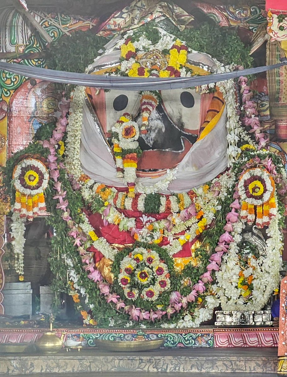 InfoSrikanta's tweet photo. ମହାପ୍ରଭୁଙ୍କ ବଡ଼ସିଂହାର ବେଶ ❤️🥰🙏 

#RathaJatra #JaiJagannatha #RathaJatra2026 #RathaYatra #ରଥଯାତ୍ରା୨୦୨୬ https://t.co/UmBO0s9y3g