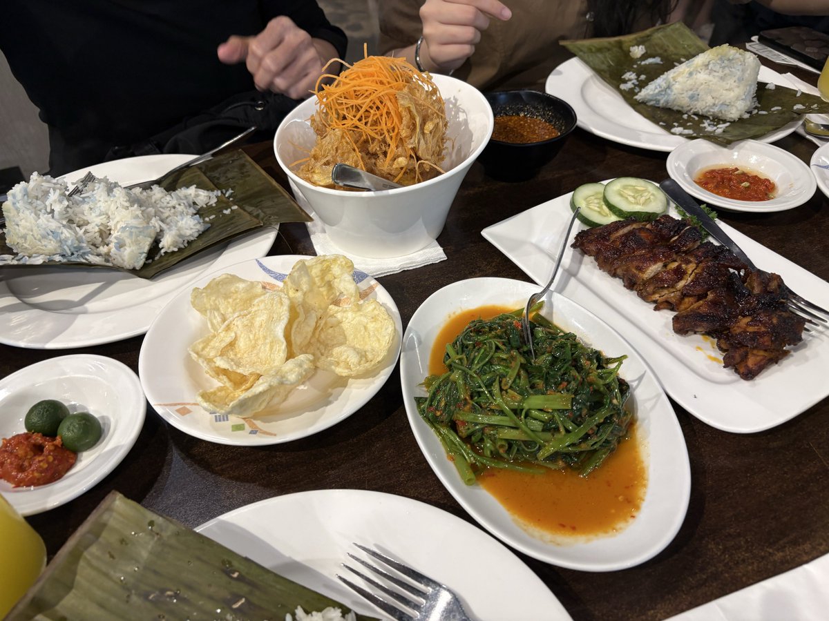 taeyeonsteak's tweet photo. this week’s eats 🍽️ https://t.co/iiocwaN0V1