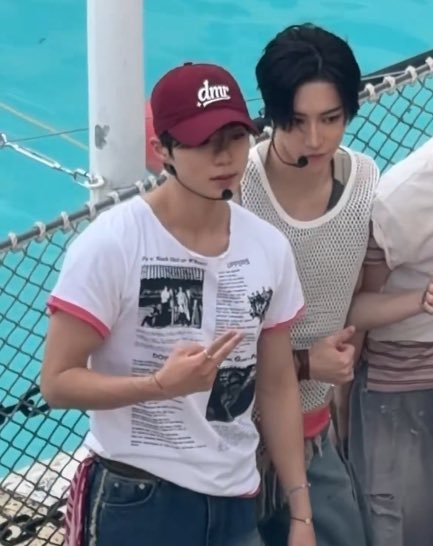 haoseofiles's tweet photo. #HAOSEO at today’s Water Music pool party 🩶 https://t.co/6qGbJQIG6Z