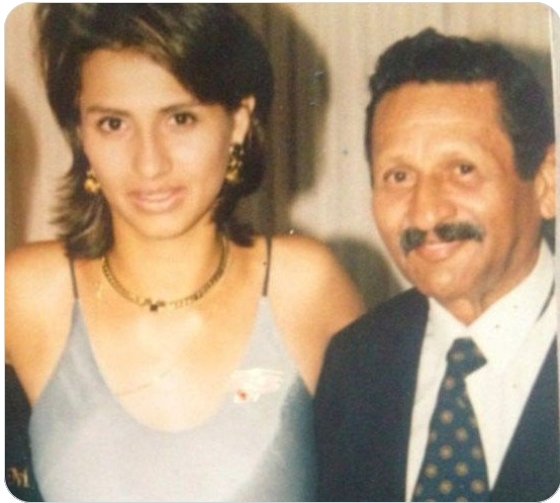 Orlando71156528's tweet photo. 🛑 🇨🇴 A medida que van pasando los dias, el destripador nos sorprende más, como es posible que la hija del testaferro de pablo escobar, sea la nueva ministra de cultura. La patria miseria e inculta. 😲 🫢 🤔 https://t.co/l9i4GxHjOe