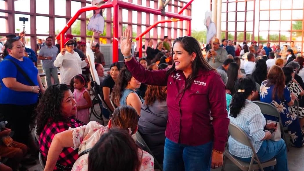 CelidaLopezc's tweet photo. San Luis es mi casa, aquí inicié a forjar mi vocación política, mis amigos y amigas de más de 14 años de trabajo siguen aquí, siempre dispuestos a trabajar y hacer equipo. Que viva la Cuarta Transformación. Que viva Morena. ❤️ https://t.co/XDZODH6R7I
