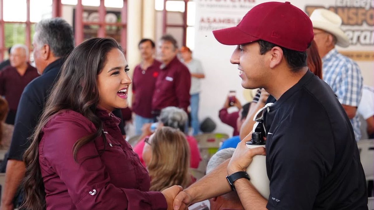 CelidaLopezc's tweet photo. San Luis es mi casa, aquí inicié a forjar mi vocación política, mis amigos y amigas de más de 14 años de trabajo siguen aquí, siempre dispuestos a trabajar y hacer equipo. Que viva la Cuarta Transformación. Que viva Morena. ❤️ https://t.co/XDZODH6R7I