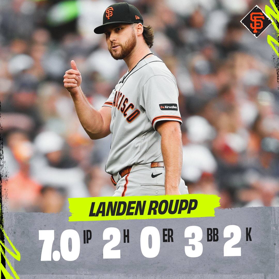 SFGiants's tweet photo. A thumbs up for Landen's performance tonight 👍 https://t.co/qL07IsEoCR
