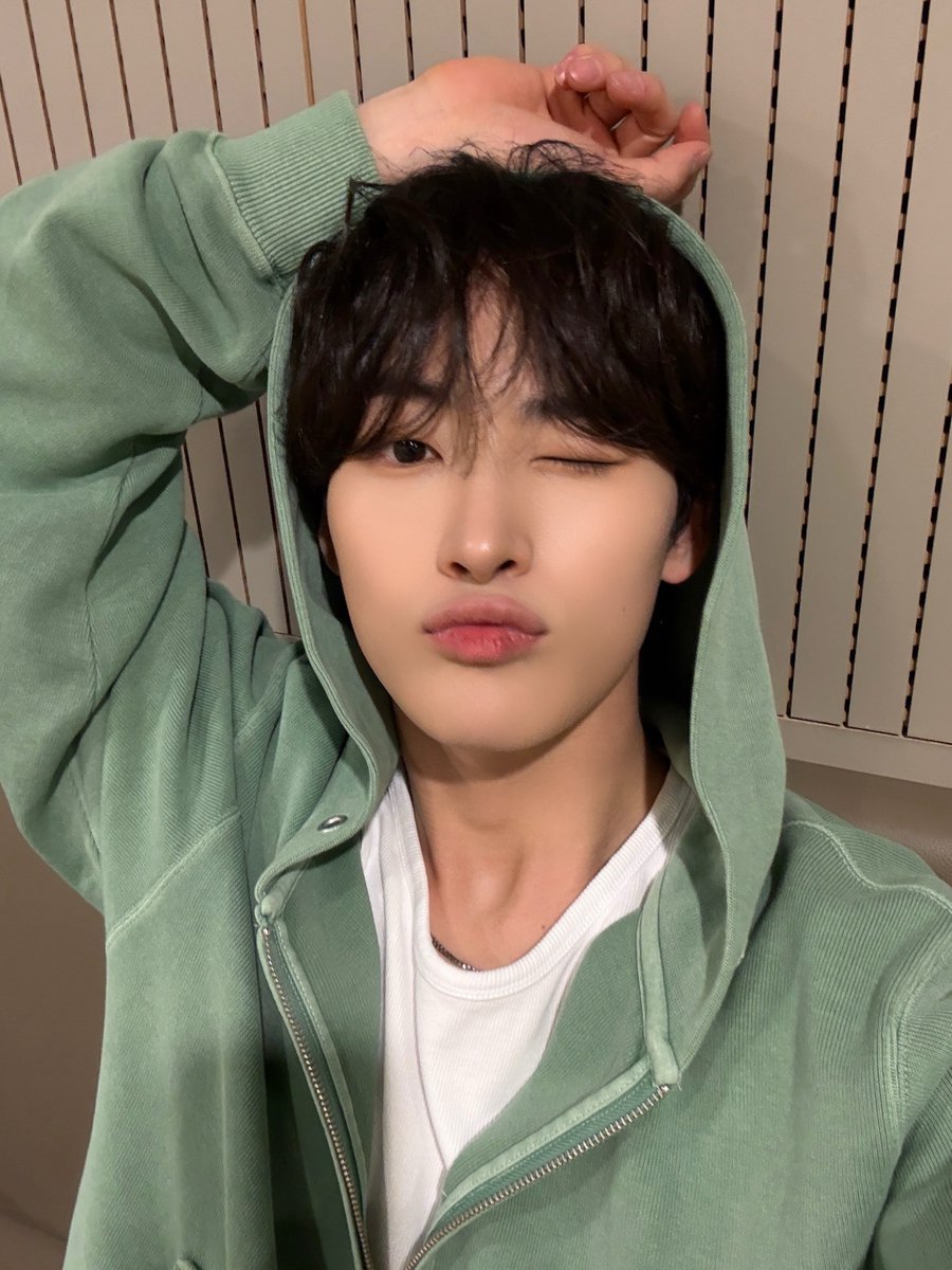 at_ALL_H_OURS's tweet photo. [#유민]
네 유민클로버🍀

#ALL_H_OURS #올아워즈
#YOUMIN #유민 https://t.co/X9WVGBgUsn