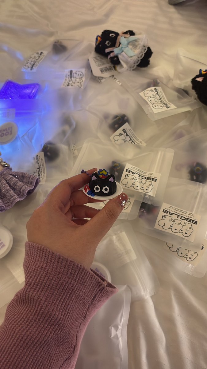 Supattea_ICs's tweet photo. ✨ Pls Kindly rt ✨
Giveaway Canele pudding
🐈‍⬛  10 EA 

🏩Loc : Next to The rolling pinn

มารับได้นะคะ

#TENCORE0110Concert_Day2
#TENCORE0110iscalling #TENCORE0110Concert 
#10YearsWithTEN #TenthSound https://t.co/T4r23CFul0