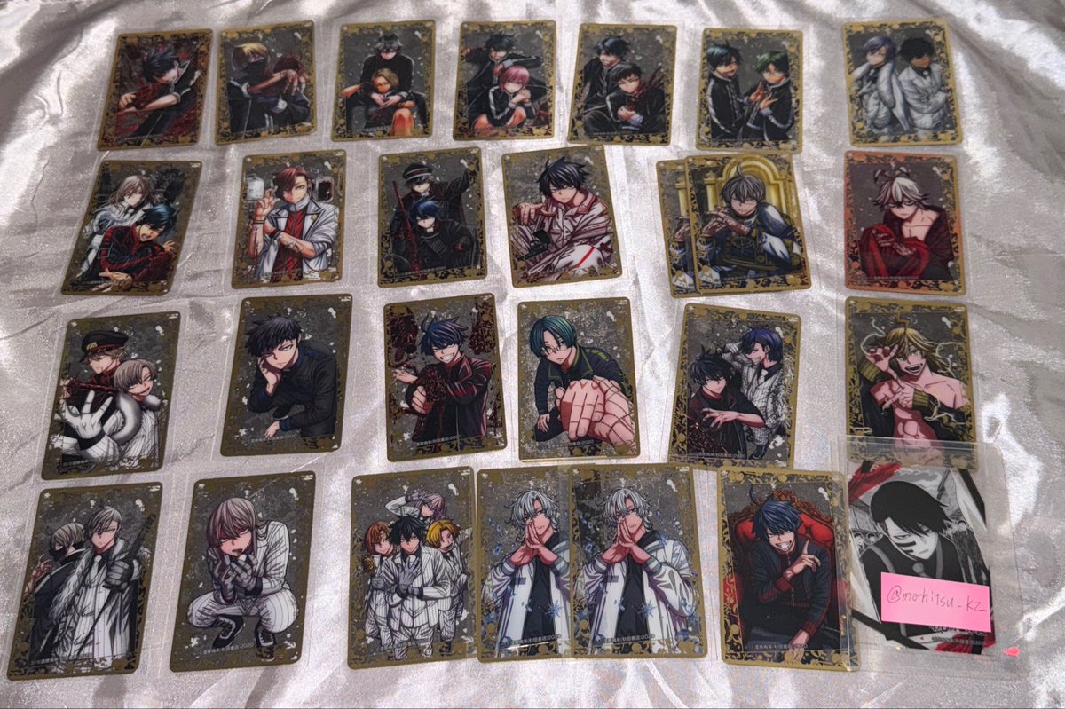 mahitsu_kz's tweet photo. 【交換】　桃源暗鬼　箔押しクリアカード

【譲】画像1
【求】無陀野無人(2巻、12巻)

都内、横浜、川崎、手渡し希望。
明日7/19(土)新宿→池袋手渡し可能(時間要相談) https://t.co/TtgPpN971y