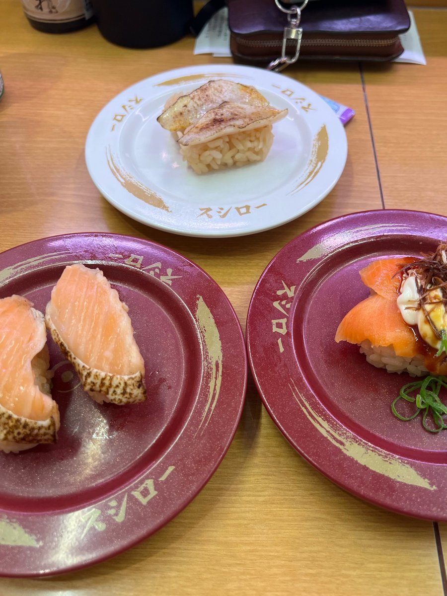 chae114__'s tweet photo. 4時起きで旅行に行く両親を小倉まで送って、そのままジム行って、温泉入って、洗車して、お寿司ദ്ദി ῀ᢦ῀ ）🫧 https://t.co/iInQcoaK7E