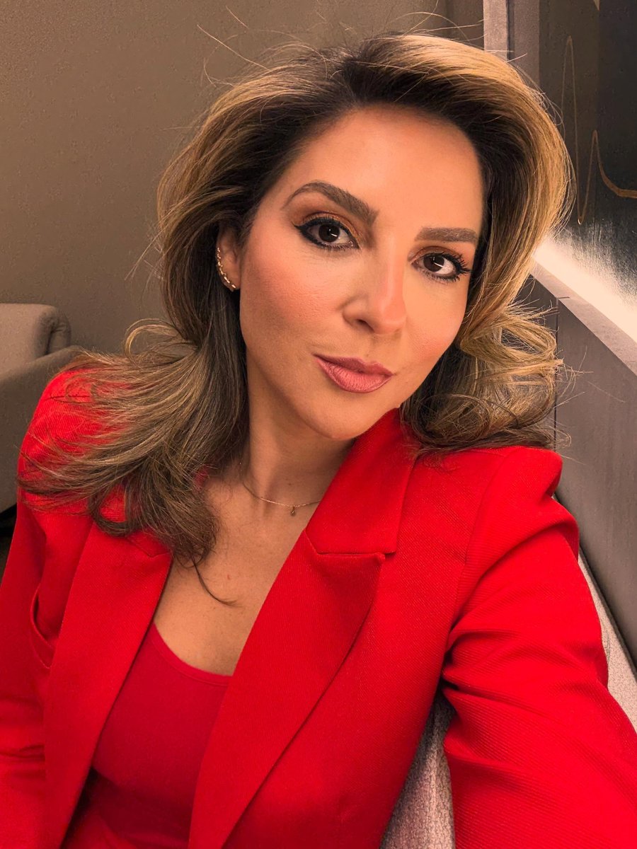 lampaaaaaaard's tweet photo. Confidence isn’t loud—it simply speaks for itself. ❤️✨ https://t.co/aEhiV6t8NE