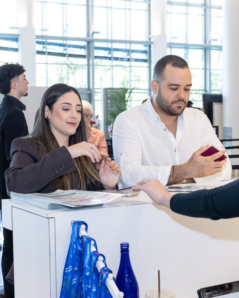 JIS_Show's tweet photo. ¿Aún no te has registrado para JIS Otoño?

✔️ Descubre cientos de colecciones de joyería
✔️ Conecta con proveedores internacionales
✔️ Conoce las tendencias que impulsan la industria
✔️Haz negocios cara a cara

Miami Beach te espera: https://t.co/QZiWyQvXC4 https://t.co/YQYQDcpiCg