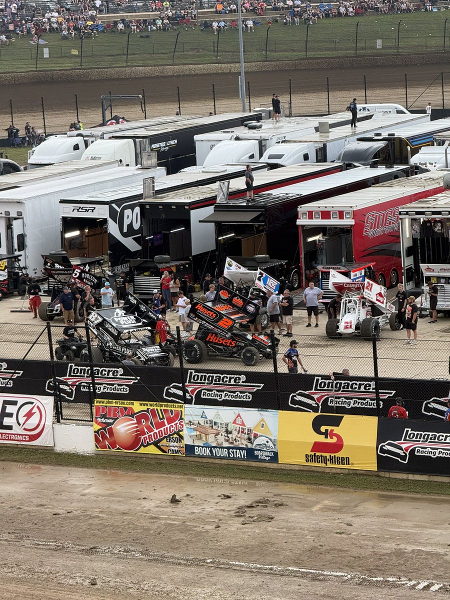DavidGravel's tweet photo. Qualifying is complete for Group A. @EldoraSpeedway is like no other… 🤴🏻🃏🎰🤑 #DG2 #BigE #Eldora #WoOSprint https://t.co/rUlJNNFxxE