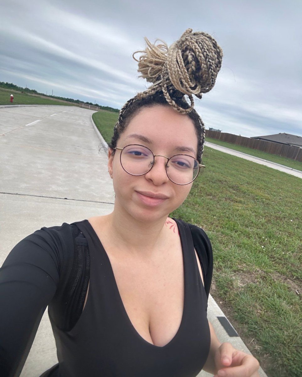 kira6172's tweet photo. I’m ready to listen tell me what you think in the comment section 🥰🥰🥰 https://t.co/3ELum8xWgQ