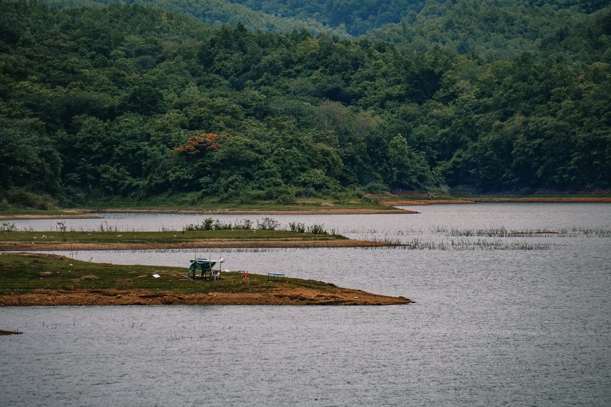 2i2dz63WFaoRywy's tweet photo. สวัสดี “ วั ��� ห ยุ ด ” ครับ 🌳🌳🏔️🏔️🏔️
ทุกวันนี้ตกหลุมรักแค่นี้ 🫶🏻🥰
อ่างเก็บน้ำแม่มาน จ.แพร่ วิวเขาสูงที่สลับซับซ้อนอลังการ ที่หาชมได้ยากมาก 🕊️🍃
#พื้นที่สีเขียวมันฮีลใจ💚 #Nature #Amezing https://t.co/TwJej4lsvk