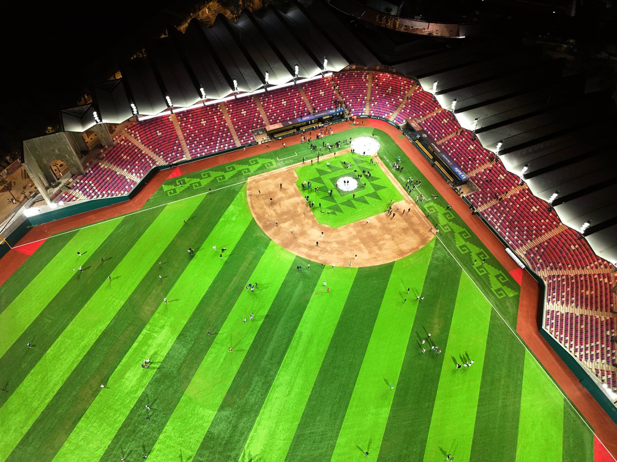 estadioyuva tweet picture