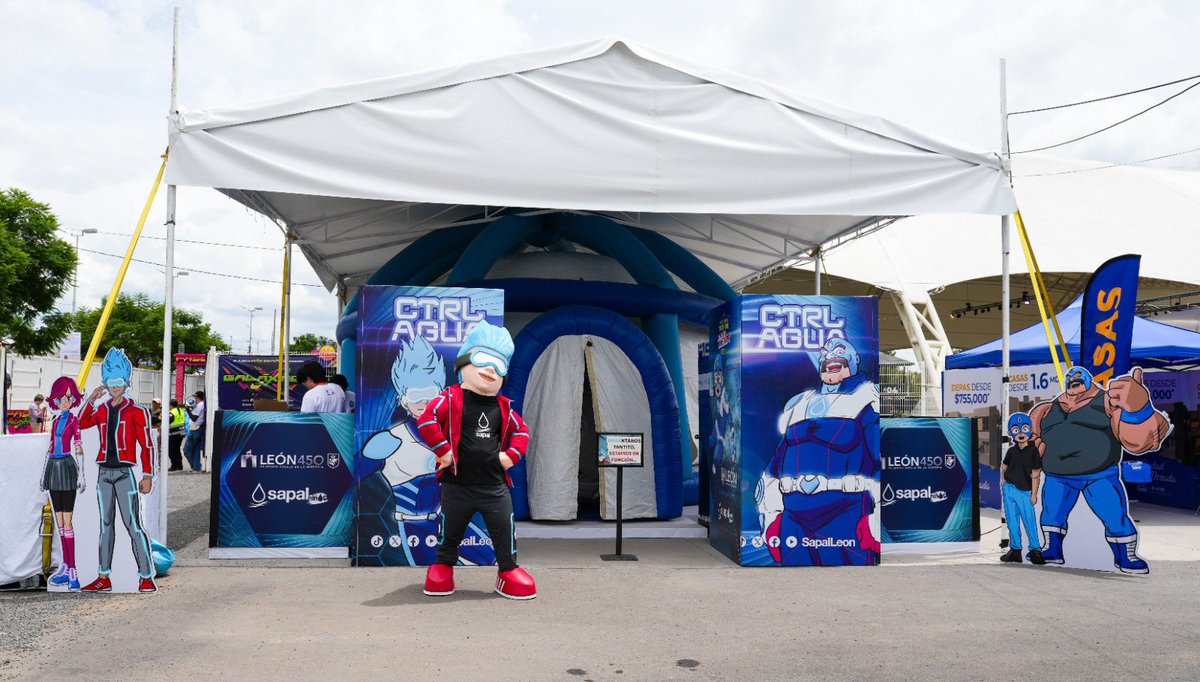 PRedesGto's tweet photo. 🚀💧 @Sapalleon llevó a la Feria de Verano una experiencia inmersiva para promover el cuidado del agua.

En el Domo de Cultura del Agua, los visitantes podrán disfrutar de “Viajando al espacio con los Agentes CTRL Agua” y conocer consejos para ahorrar y reutilizar el agua. 👽✨| @FeriaDeLeon 

🔗https://t.co/4V4wpXShPW