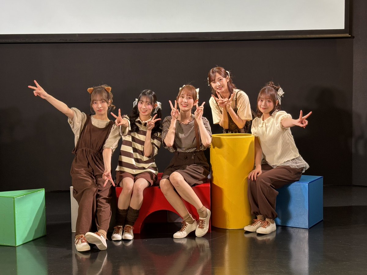 cul_col's tweet photo. ＼📺本編映像 配信スタート！／

『TOKYO COL-CUL COMEDY ～BROWN～』
ディレイ配信の本編映像が
配信開始となりました！

Aチーム・Bチーム、
それぞれの公演をぜひお楽しみください！

🎫配信チケット
各2,800円（税込）

▼Aチーム視聴ページ
https://t.co/rXjnGhAKlP

▼Bチーム視聴ページ
https://t.co/bfboCQyZS7

📅本編配信期間
7月18日(土)10:00〜
8月1日(土)23:59

※映像の切り替え作業により、
10:00〜10:30の間で一時的に
ご視聴いただけない時間が発生いたします。
あらかじめご了承ください。

#カルコメ
