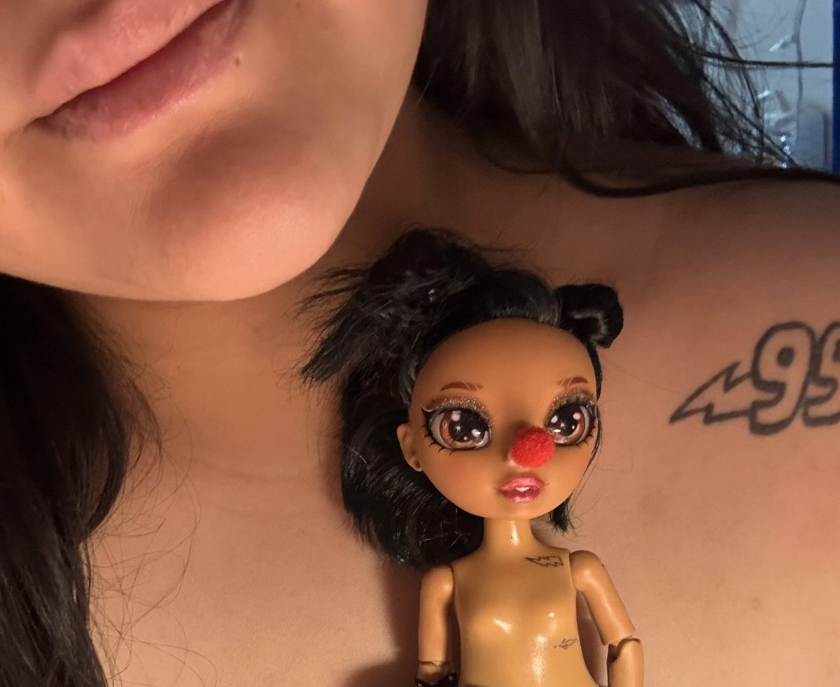 clowndollys's tweet photo. she has all of my tattoos https://t.co/U6x5cGQcHT