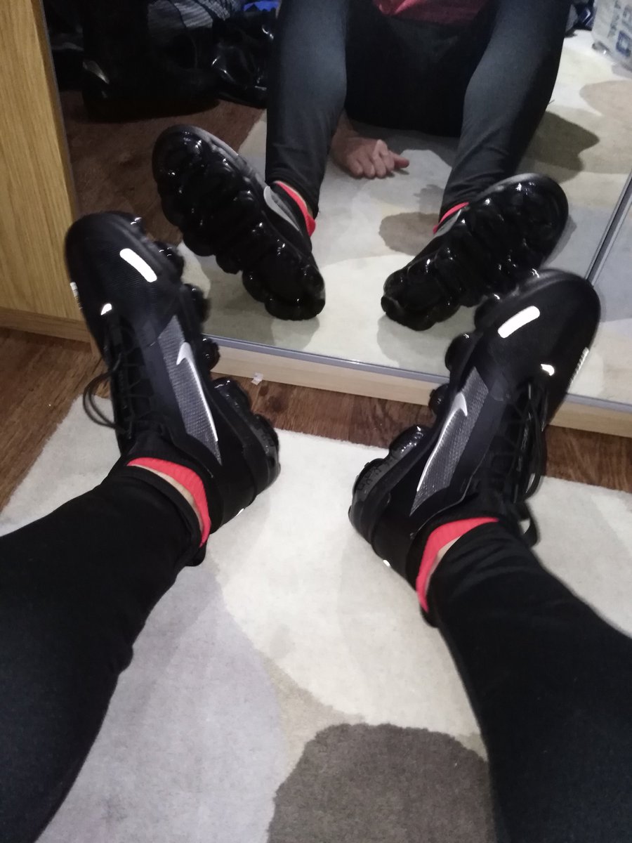 pupZak's tweet photo. Vapormax Utility ! yumm! https://t.co/yV63JfJBj1