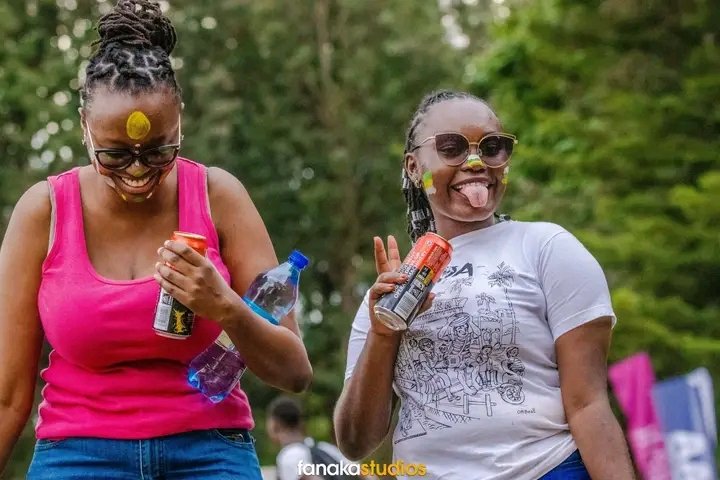 Keyos001's tweet photo. Nimejiita mkutano and we have resolved that ,I have absolutely No reason to miss Embu 7s 😂 Like why should I miss This Fantastic Event..
#Rugbyke https://t.co/FN5rErIIYv
