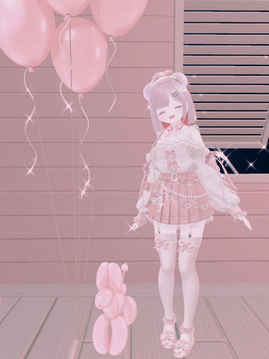 Milfy_421's tweet photo. 写真いっぱい撮ってもらっちゃった！💕
かわいいワールドでお写真撮るの楽しい！😆

 #VRChatPhotos  #VRchat  #VRC https://t.co/yi0LGCp2eF