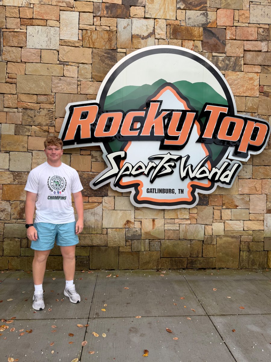 GingerKicker22's tweet photo. 📍Gatlinburg, TN 

#Kohls #InviteOnly #NationalScholarshipCamp https://t.co/t75auupKs1