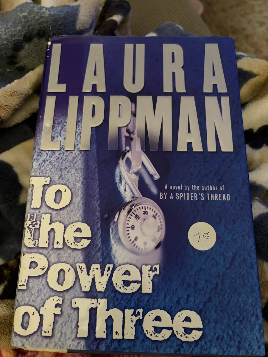 moritz_susan's tweet photo. #AmReading #mystery #friendships #BaltimoreCounty @LauraMLippman https://t.co/jWS2Bq7aB3