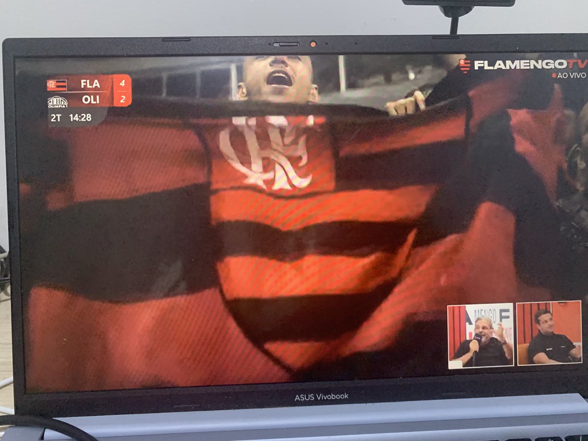 PrAlexandreOli3's tweet photo. Gooooooooooooooooooooooooool
Luís Araújo. Jogadaça do Samuel Lino, corta luz primás do Pedro e golaço do Mengão. Vamos Flamengo
Flamengo 4 x 2 Olímpia
#VamosFlamengo #FLAxOLI #FLATV https://t.co/FxXaX22xZZ
