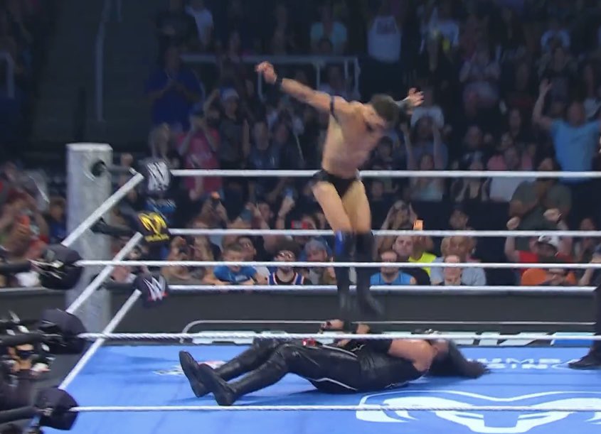 FadeAwayMedia's tweet photo. FINN BALOR IS UNDEFEATED SINCE JOINING SMACKDOWN 🔥

#Smackdown https://t.co/KNi7jjVnEp