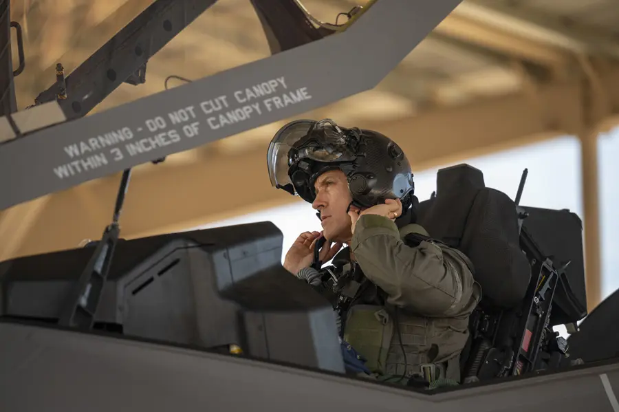 michaeltraux's tweet photo. Prepared by training. Guided by faith. Protected by God's grace. Every mission matters. ๐โ๏ธ
#MilitaryLife #AirForce #FaithOverFear #MissionReady #Honor https://t.co/mQGaZKsSDJ