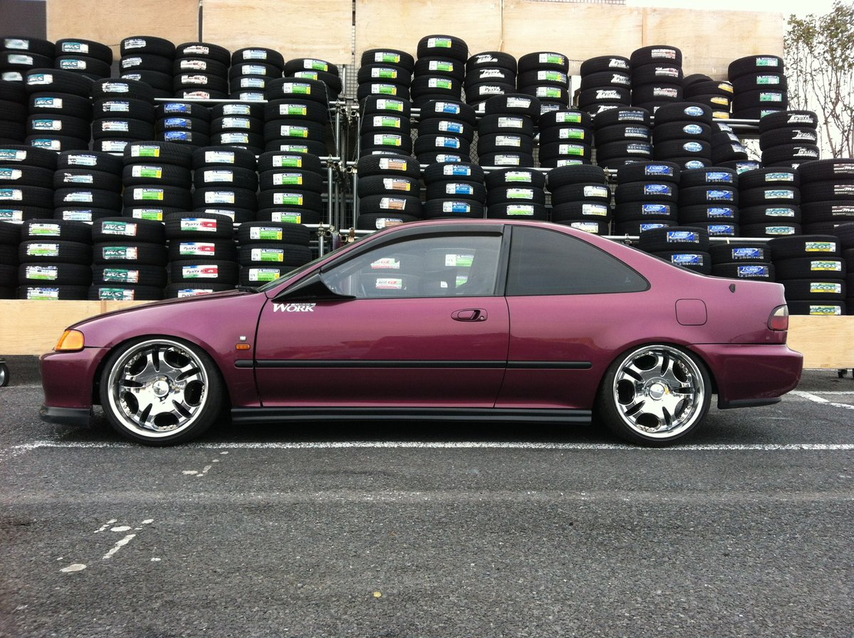 賛否分かれそうなメッキホイール時代のEJ1シビッククーペ。私は結構