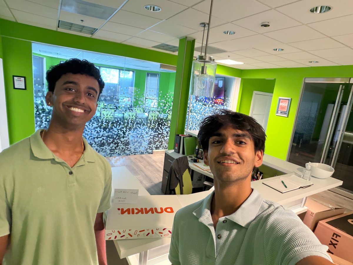 chromiedev's tweet photo. https://t.co/M83HQ2pQgq is in the DMV area to meet GovCon firms IRL! Let us know if you want us to pay you a visit :) https://t.co/VFTkFeG3Vp