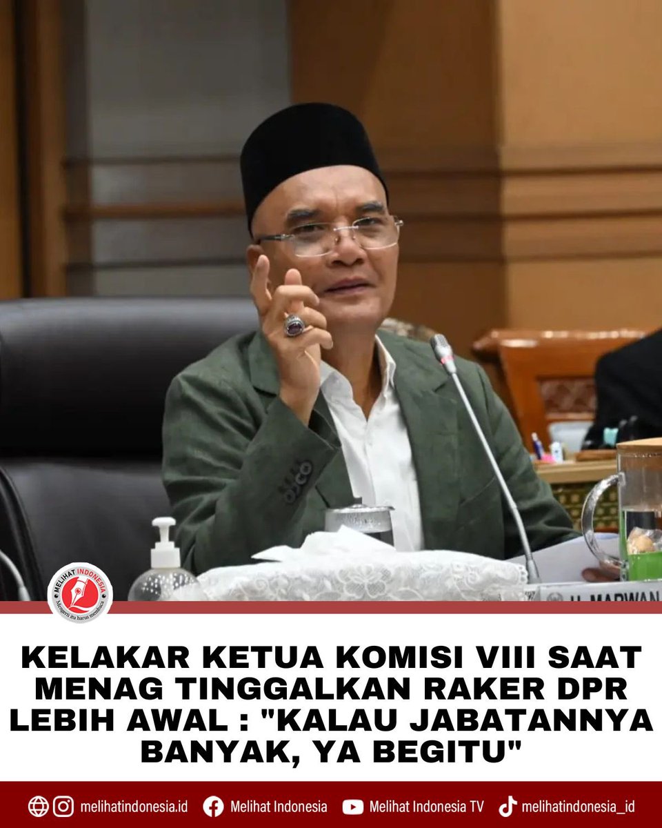 Melihat_Indo's tweet photo. Kelakar Ketua Komisi VIII Saat Menag Tinggalkan Raker DPR Lebih Awal : "Kalau Jabatannya Banyak, Ya Begitu"

Rangkap jabatan yang diemban Menteri Agama Nasaruddin Umar kembali menjadi perhatian publik usai momen menarik terjadi dalam Rapat Kerja Komisi VIII DPR RI bersama Kementerian Agama, Rabu (15/7/2026). 

Di tengah pembahasan laporan keuangan kementerian, Nasaruddin meminta izin meninggalkan rapat lebih awal untuk mendampingi kunjungan kenegaraan Presiden Singapura ke Masjid Istiqlal.

Permintaan izin tersebut disambut celetukan Ketua Komisi VIII DPR RI Marwan Dasopang yang mengaitkannya dengan banyaknya jabatan yang diemban Nasaruddin.

"Inilah kalau jabatannya banyak, ya begitu," ujar Marwan di ruang rapat.

Marwan kemudian melanjutkan candanya dengan meminta jajaran Kementerian Agama menyiapkan Wakil Menteri Agama agar mampu menjawab berbagai pertanyaan teknis dari anggota DPR ketika menteri berhalangan hadir.

Di luar tugasnya sebagai Menteri Agama, Nasaruddin Umar memang masih memegang sejumlah posisi strategis. 

Ia diketahui menjabat sebagai Imam Besar Masjid Istiqlal, Ketua Umum BP4, Mustasyar PBNU, Wakil Ketua Wantim MUI, Rektor Universitas PTIQ Jakarta, serta Guru Besar UIN Syarif Hidayatullah Jakarta.

Banyaknya jabatan yang diemban membuat Nasaruddin menjadi salah satu pejabat publik dengan peran yang tersebar di berbagai lembaga keagamaan, pendidikan, dan organisasi. 

Kondisi tersebut kembali memunculkan diskusi mengenai efektivitas rangkap jabatan bagi seorang menteri yang memiliki tanggung jawab besar dalam menjalankan tugas pemerintahan.

Di satu sisi, pengalaman dan jejaring yang dimiliki dinilai dapat menjadi nilai tambah dalam menjalankan tugas. 

Namun di sisi lain, muncul pertanyaan apakah banyaknya jabatan dapat memengaruhi fokus, pembagian waktu, hingga efektivitas pengambilan keputusan sebagai pembantu presiden.

Hingga kini, tidak ada aturan yang secara umum melarang seorang menteri merangkap sejumlah jabatan di organisasi sosial, keagamaan, maupun akademik selama tidak bertentangan dengan ketentuan yang berlaku. 

Meski demikian, perdebatan mengenai pentingnya fokus pejabat publik dalam menjalankan tugas negara terus menjadi perhatian masyarakat, terutama ketika rangkap jabatan dinilai berpotensi memengaruhi pelaksanaan tugas utama sebagai menteri.