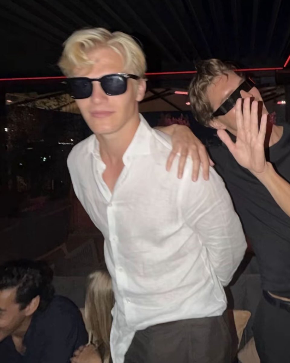 4bergvall's tweet photo. LUCAS BERGVALL THE MAN YOU ARE https://t.co/ImiBiZQ1xy