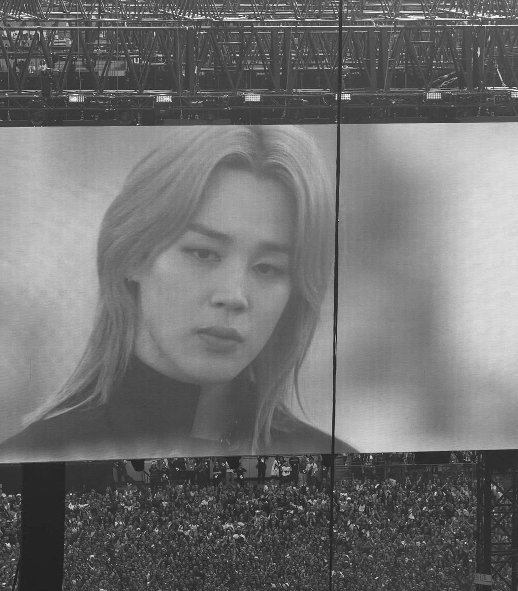 thvchapters's tweet photo. jimin cullen https://t.co/col8ByWb8F