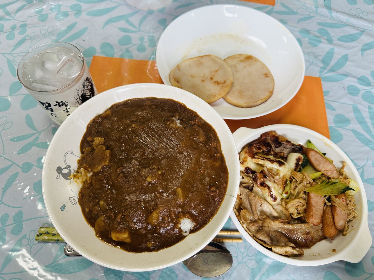 ariyan1201's tweet photo. 今日の朝ごはんは、ハヤシライスです！😆😆(๑´ڡ`๑)いただきます✨ https://t.co/7cMhtJQvrO