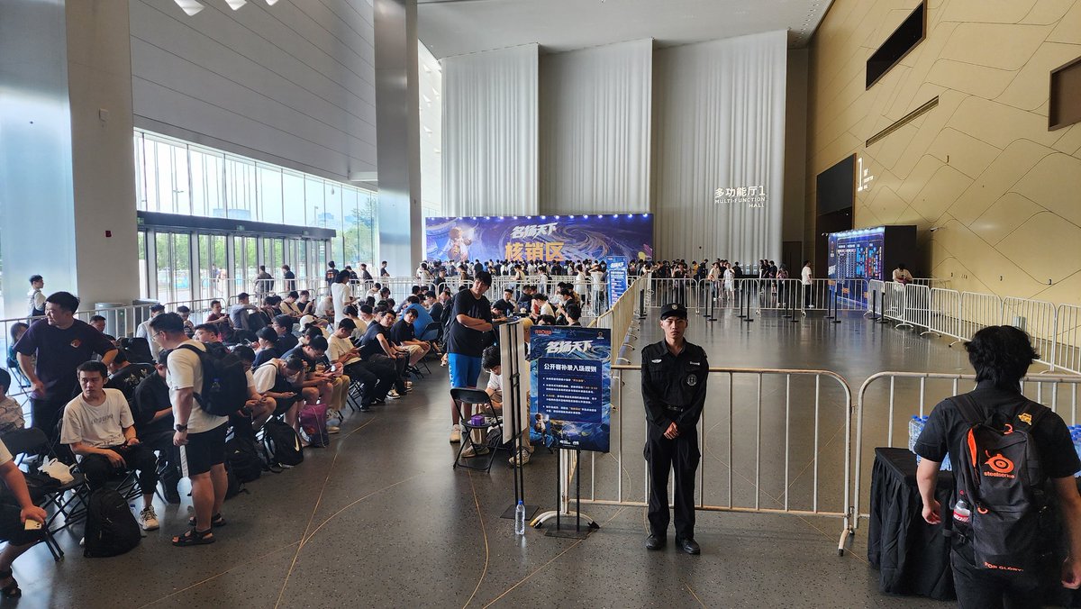 DMpegasos's tweet photo. 리프트바운드 베이징 오픈 (1)
압도적인 행사스케일에 감탄사가 절로 나옵니다.

Riftbound Beijing Open (1)
Absolutely amazed by the incredible scale of the venue!

#RIFTBOUND #리프트바운드 @playriftbound #DNSWIN #符文战场 https://t.co/0OjpHkRt5w