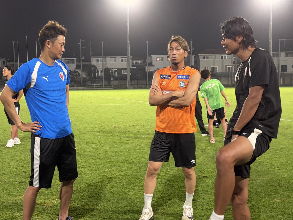 sangafc's tweet photo. reunion🤝
#上月壮一郎
#武田将平
#上福元直人
#永井建成 https://t.co/wYmIeGa2dP