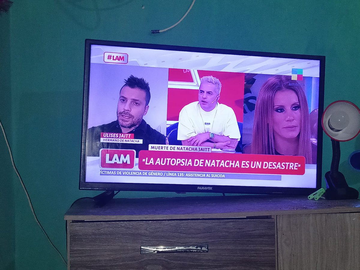 ceciliavictori7's tweet photo. Mirando #LAM desde 🇺🇾 y obviamente que apoyando a @ulisesjaitt desde acá,Justicia por #NATACHA !! https://t.co/DHUTY72DY4
