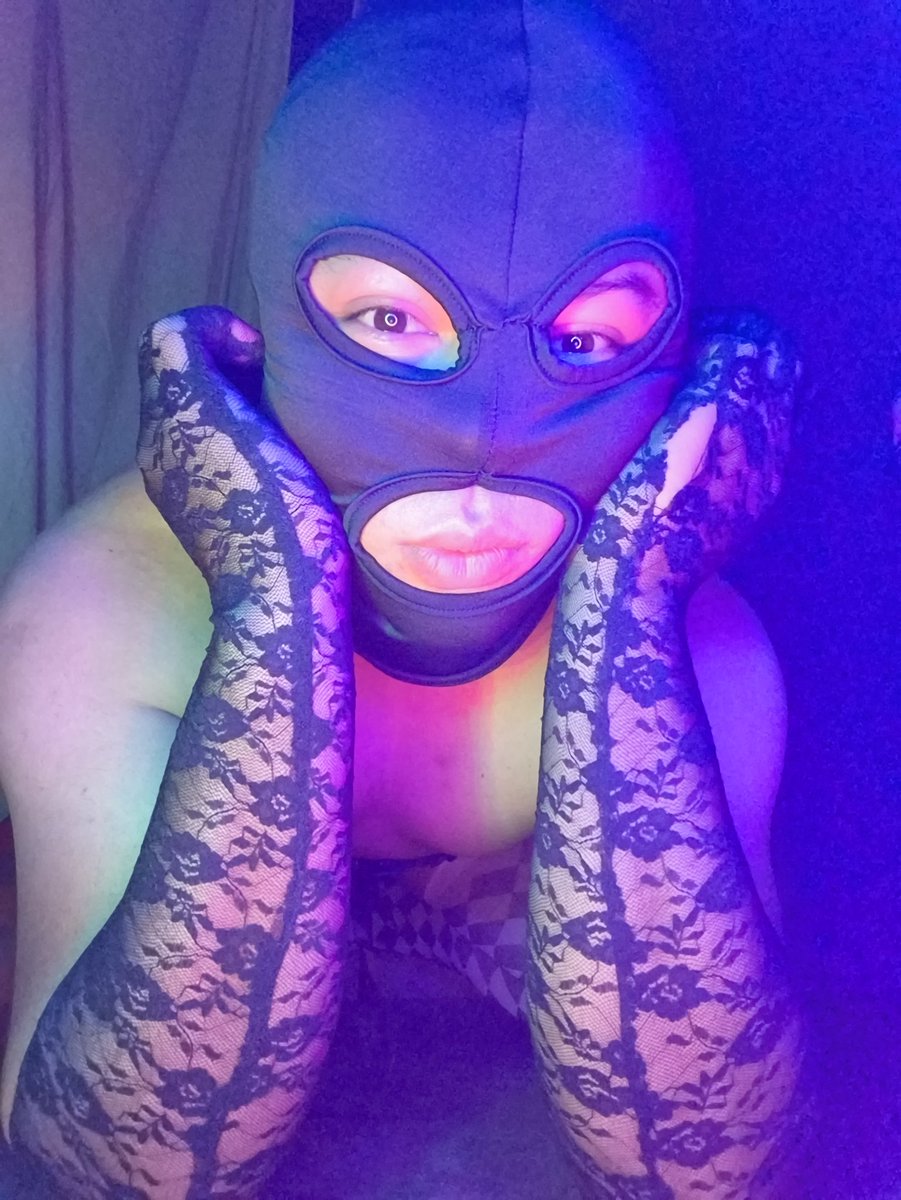Kagurasissy's tweet photo. ¡Aburrida!, ¿Quien me quiere quitar el aburrimiento?
#sissyboy #femboy #trava #sissyespañol #femboyespañol https://t.co/uHbGywqdPT