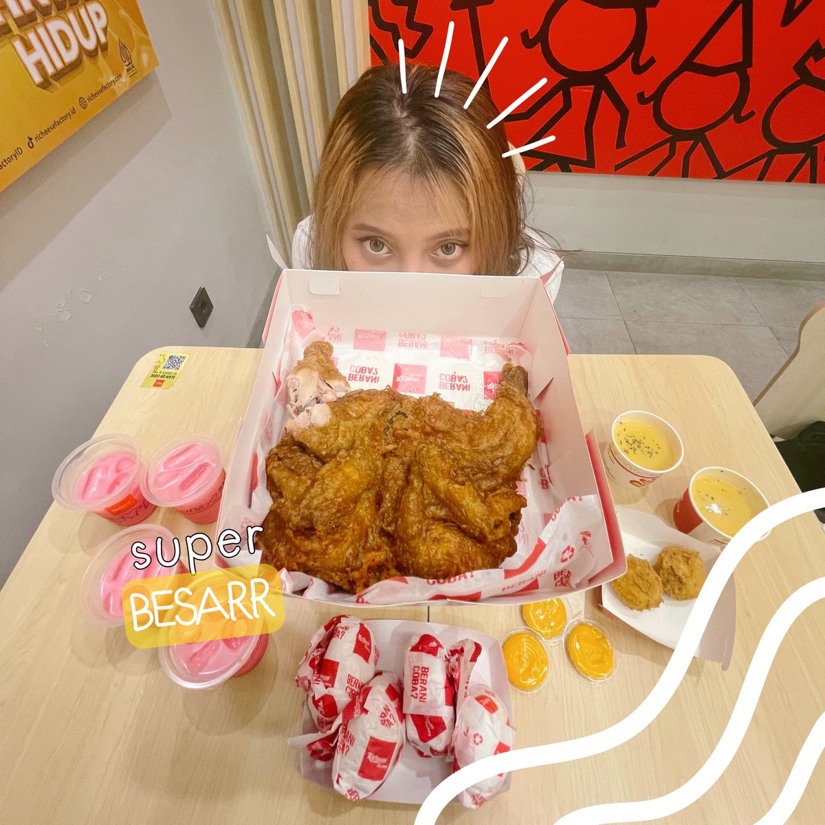 clumsywow's tweet photo. Sarapan richeese sebanyak ini KARNA PROMO  🤤🫶🏼 https://t.co/tpVphP0Art